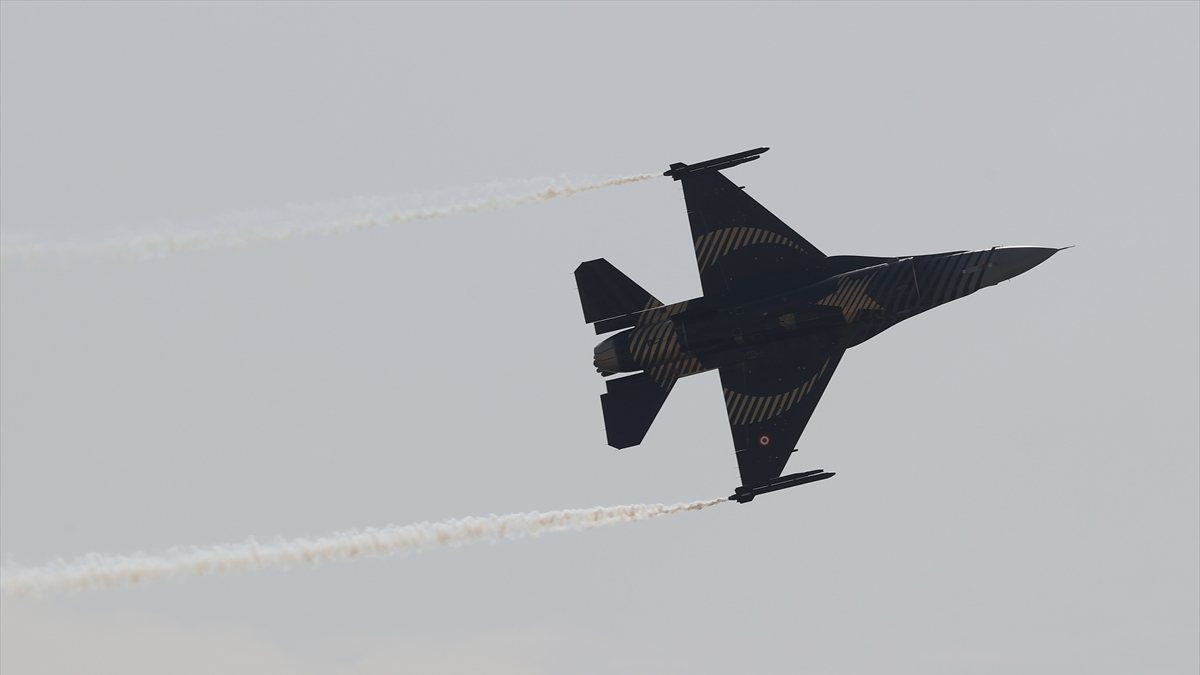 SOLOTÜRK İstanbul semalarında