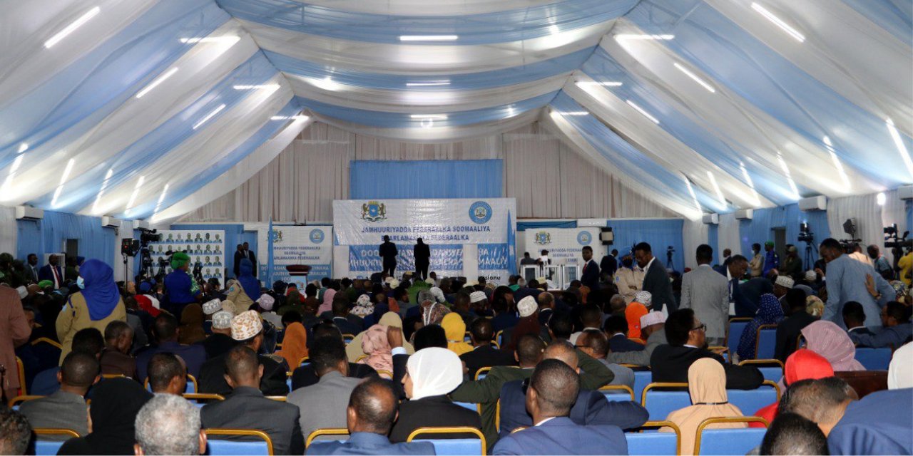 Somali’de gergin seçim: Meclis hangarda, sandık namlunun ucunda