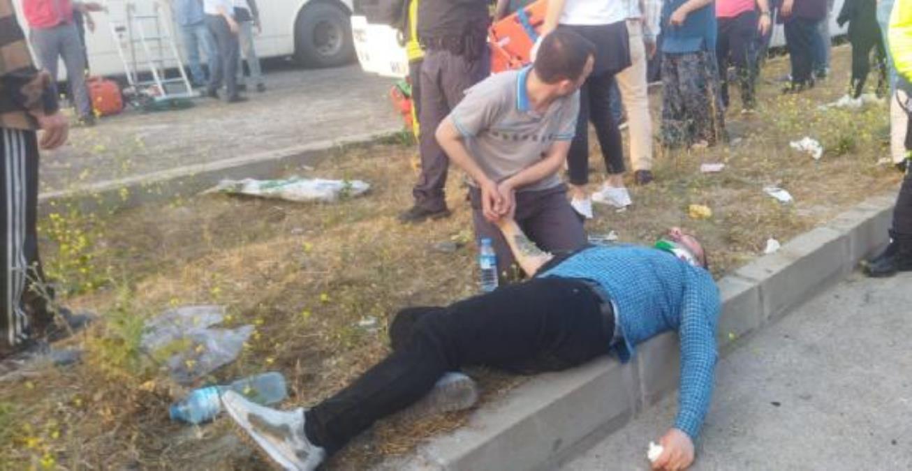 Son dakika haberleri… Manisa’da servis otobüsü demir yüklü kamyona çarptı: 1 ölü, 7’si ağır 30 yaralı