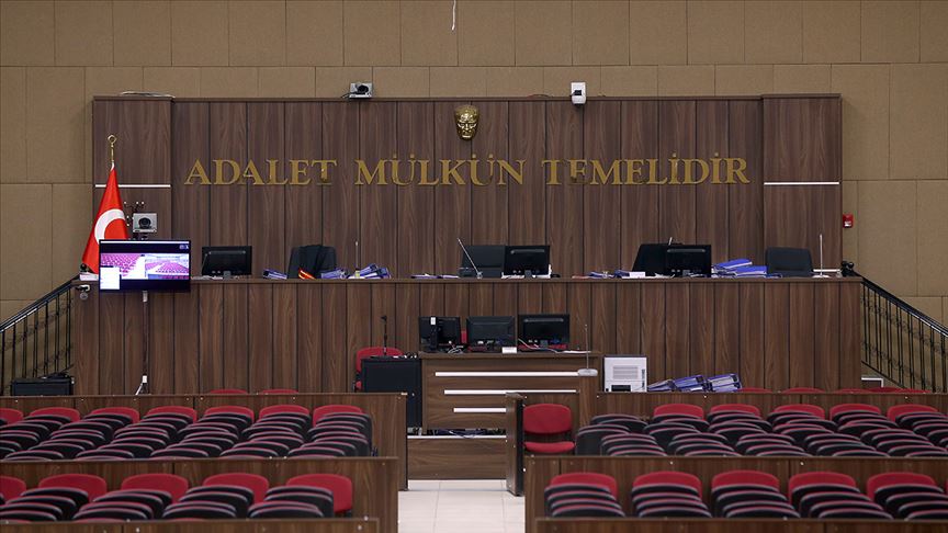 Ünlü isimleri ‘geçmiş temizleme’ vaadiyle dolandırdılar