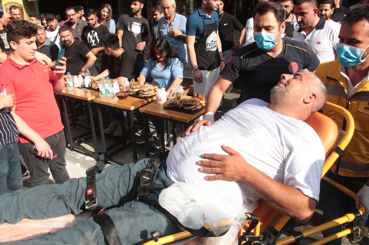 Adana’da bayıltan tost