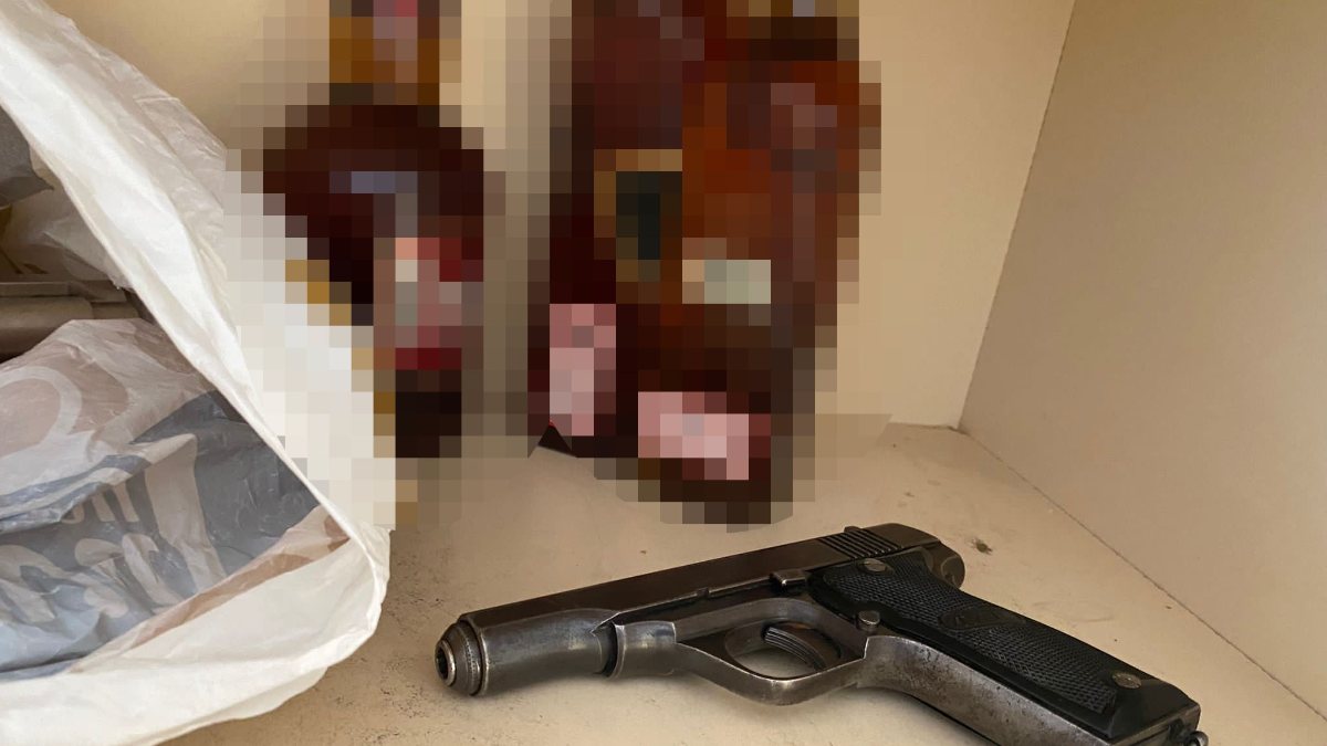 Adana’da polis, kaçak ürünlere yönelik operasyon yürüttü