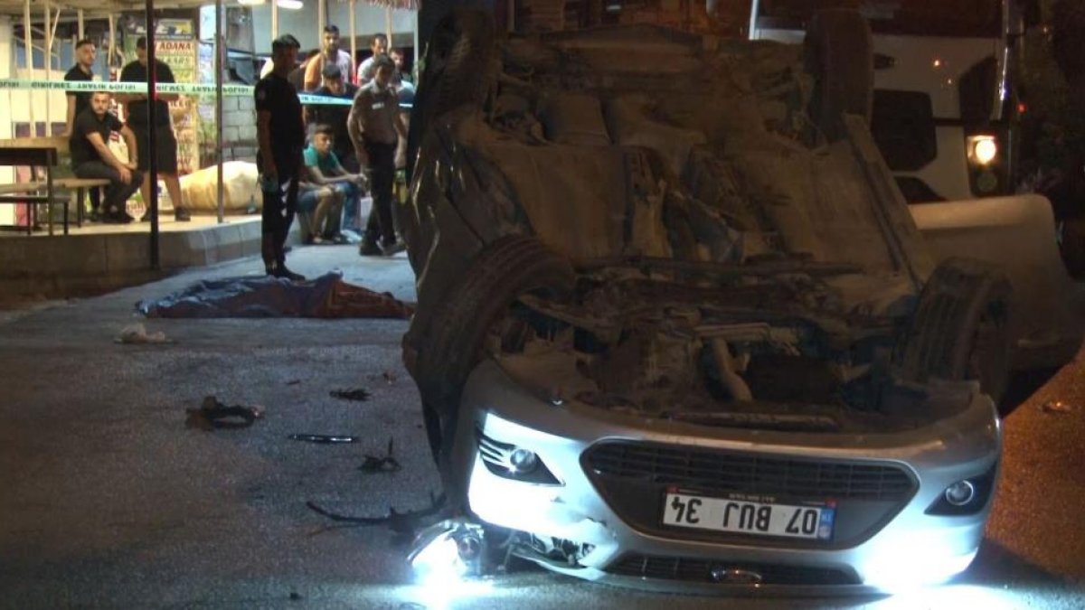 Antalya’da otomobil motosiklete çarptı: 1 ölü 2 yaralı