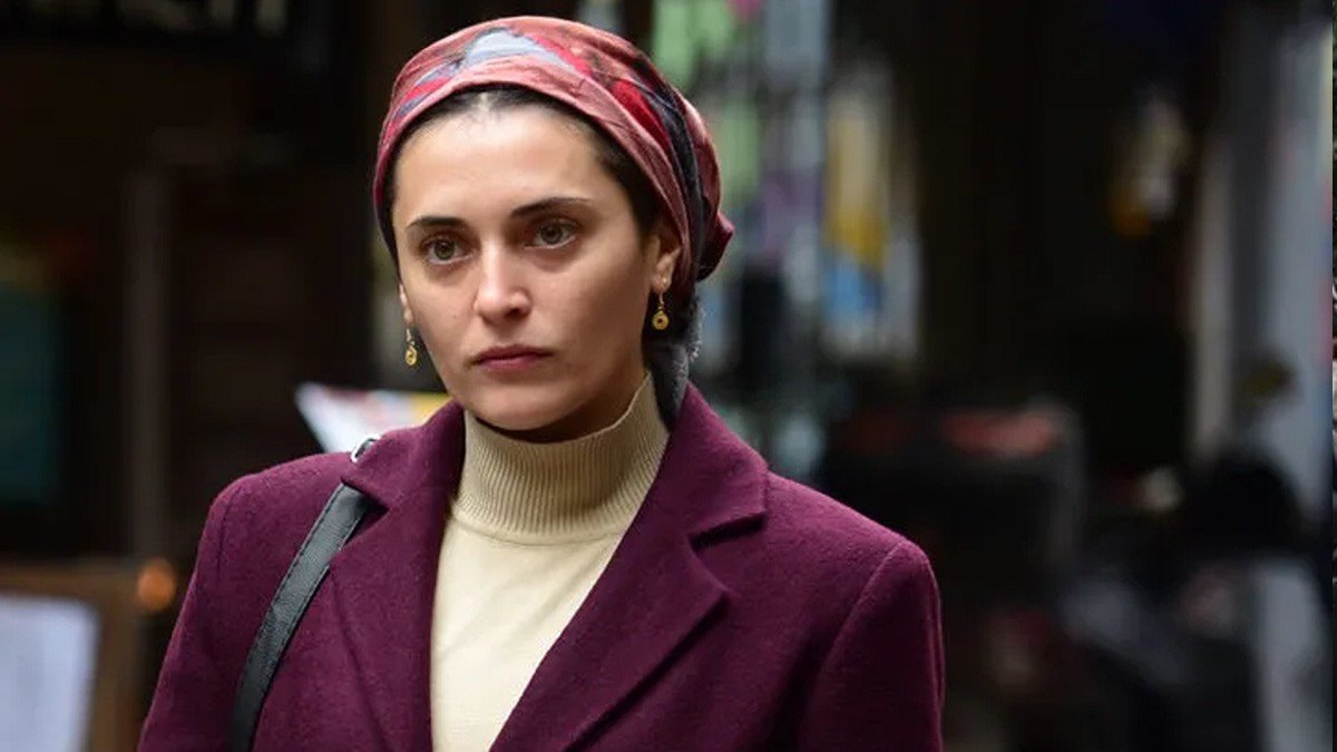 Aslıhan Gürbüz kimdir?