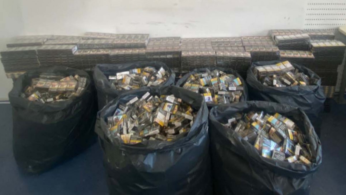 Çanakkale’de 300 bin liralık sigara çaldılar