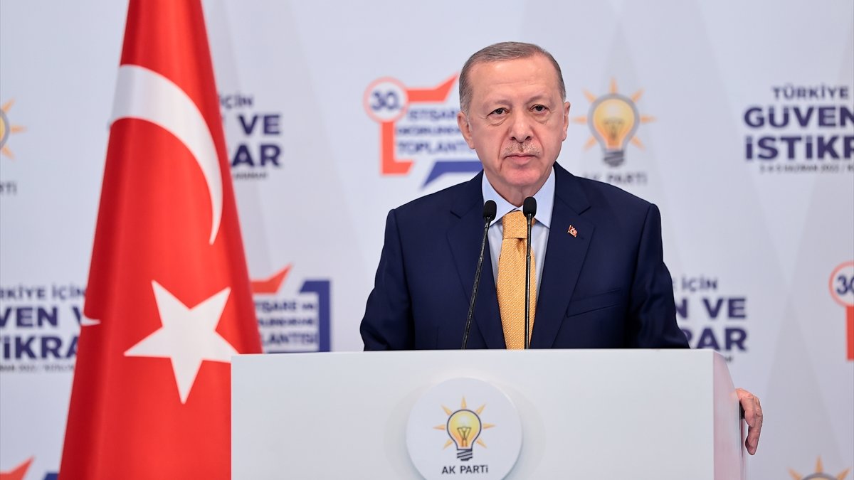 Cumhurbaşkanı Erdoğan’ın ayakta alkışlanan konuşması