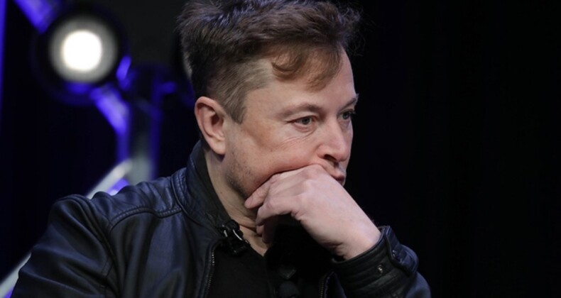 Elon Musk Twitter’ı bilgi edinme hakkını engellemekle suçladı