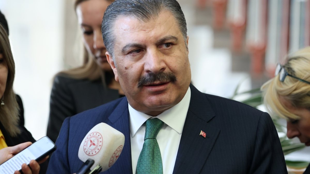 Fahrettin Koca’dan sağlıkçılara özlük hakları müjdesi