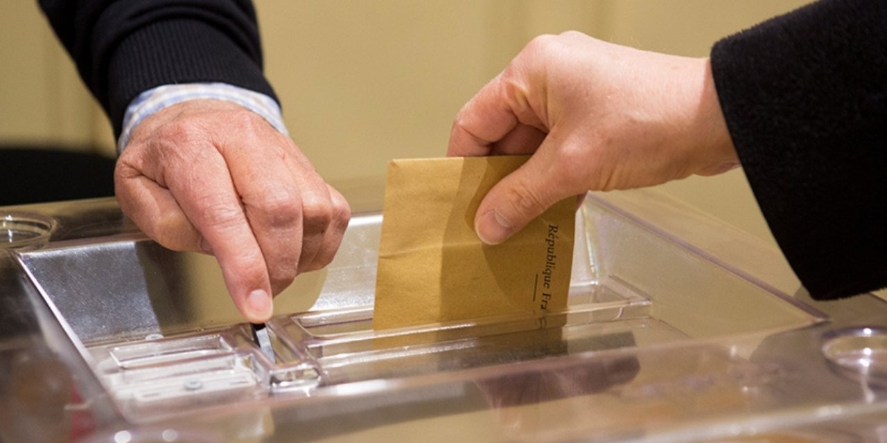 Fransa genel seçimlerin ikinci turu için yeniden sandık başında