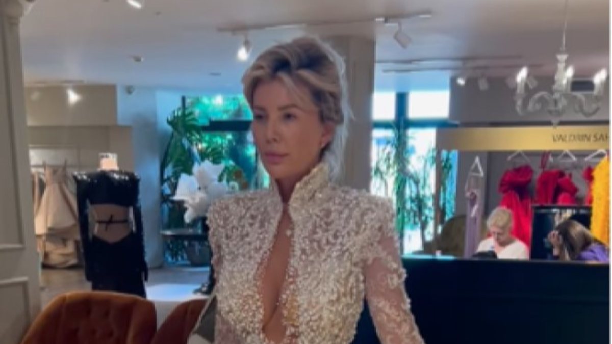 Herkes Aysun Kayacı sanmıştı! Gelinlik provasındaki kadın bakın kim çıktı…