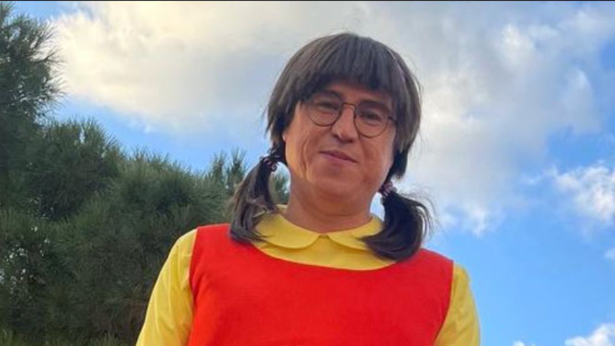 İbrahim Büyükak oğlunun doğum gününde havuç oldu! ‘Babacığım sana ne oldu’