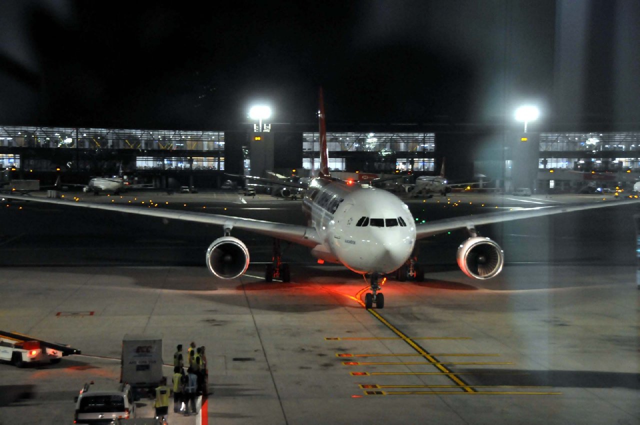 İtalya’daki helikopter kazasında ölenlerin cenazesi Türkiye’ye getirildi