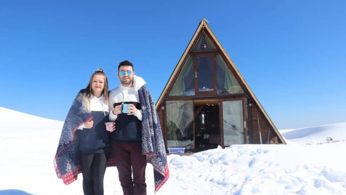 İzmit’te müşterilerin parasıyla lüks yaşayan çift hakim karşısına çıktı