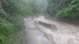 Karabük’te sel büyük yıkıma yol açtı