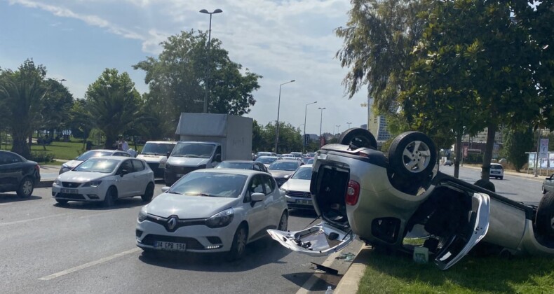 Kartal’da araç takla attı: 4 yaralı