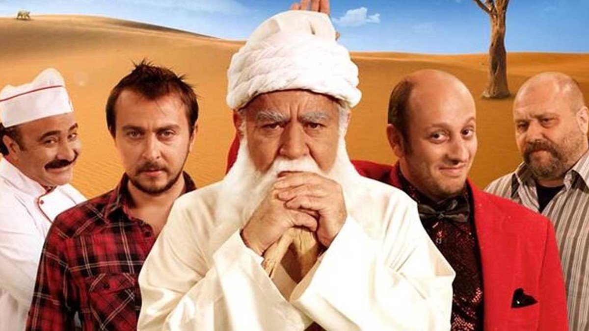 Leyla ile Mecnun’un yeni sezonunda şok ayrılık! Sosyal medyadan açıkladı..