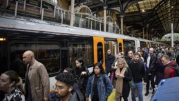 Londra metrosu çalışanlarından 24 saatlik grev