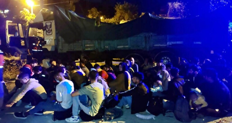 Muğla’da bir kamyon kasasında 96 göçmen