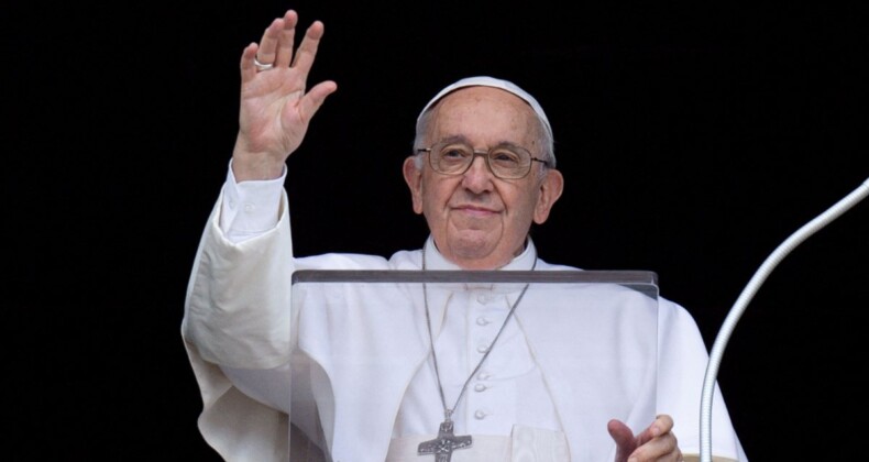 Papa’nın istifa edeceğine dair spekülasyonlar artıyor