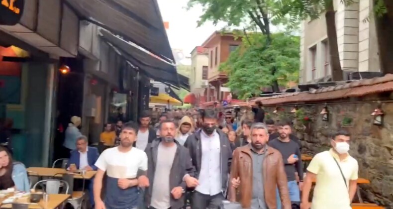 PKK sempatizanları İstanbul’da yürüyüş yaptı