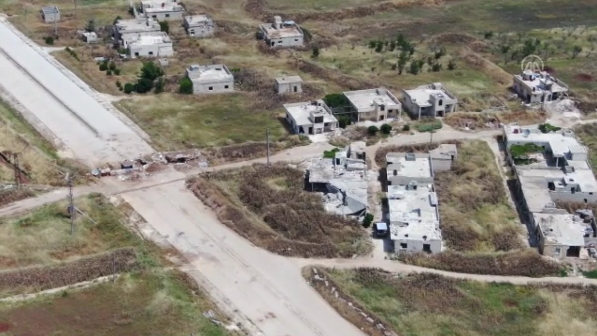 PKK’lı teröristlerin Tel Rıfat’ta kazdığı tüneller kamerada