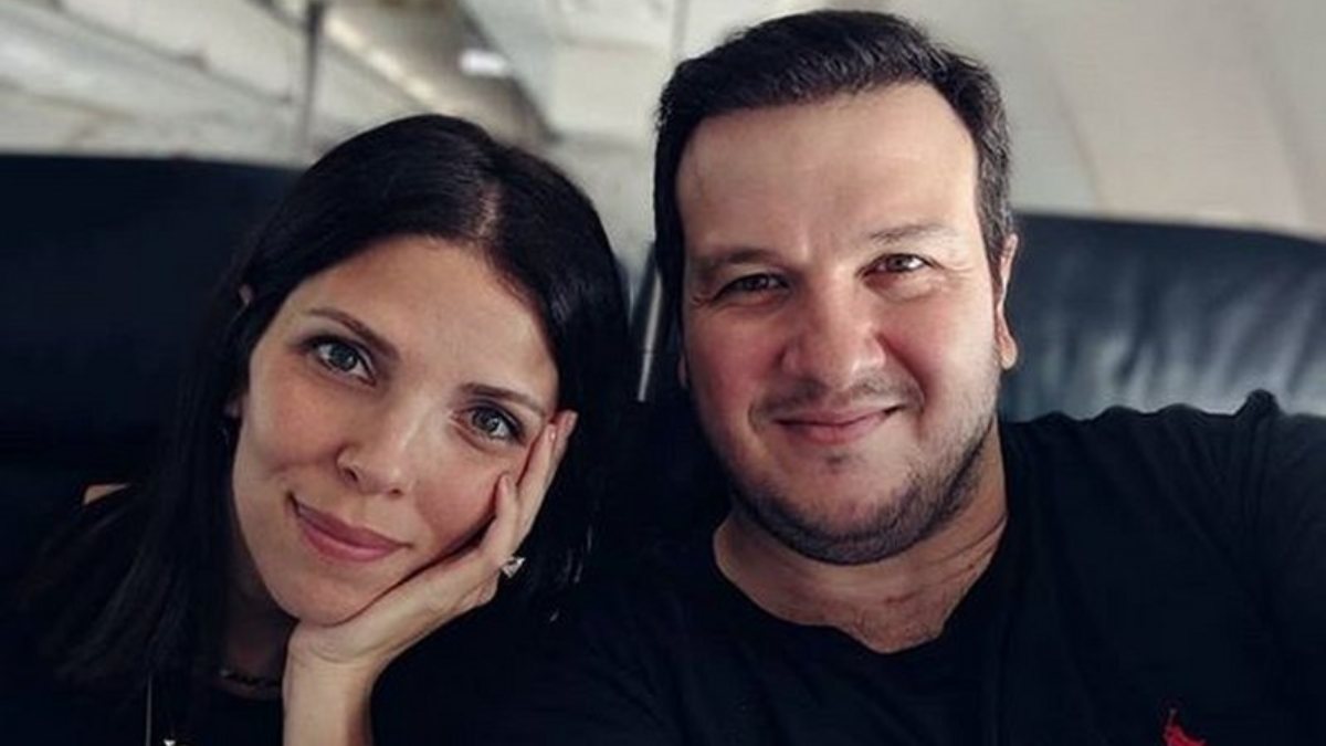 Şahan Gökbakar’ın eşini gören ‘kardeşin mi’ diyor! Benzerlikleri inanılmaz…