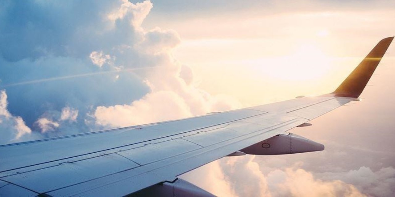 Sefer sırasında uyuyakalan pilotlar kovuldu