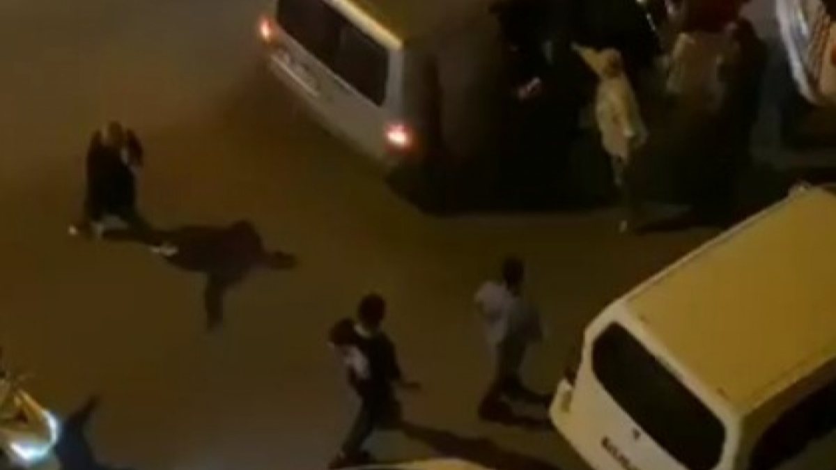 Sultangazi’de sokak ortasındaki silahlı kavga kanlı bitti
