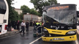 Üsküdar’da feci kaza: İETT otobüsü ile 2 tur otobüsü çarpıştı