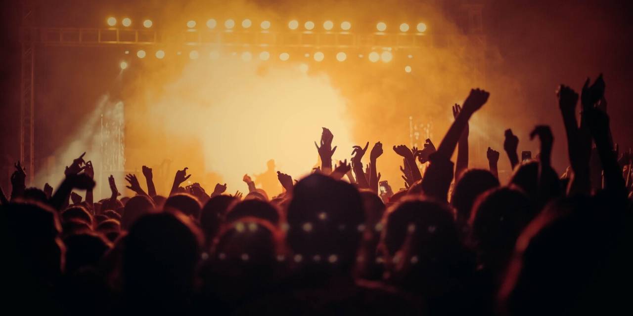 Vatandaş konser yasaklarına ‘yanlış’ diyor