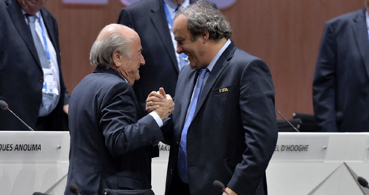 Yolsuzlukla suçlanan Blatter ve Platini’nin yargılaması başladı
