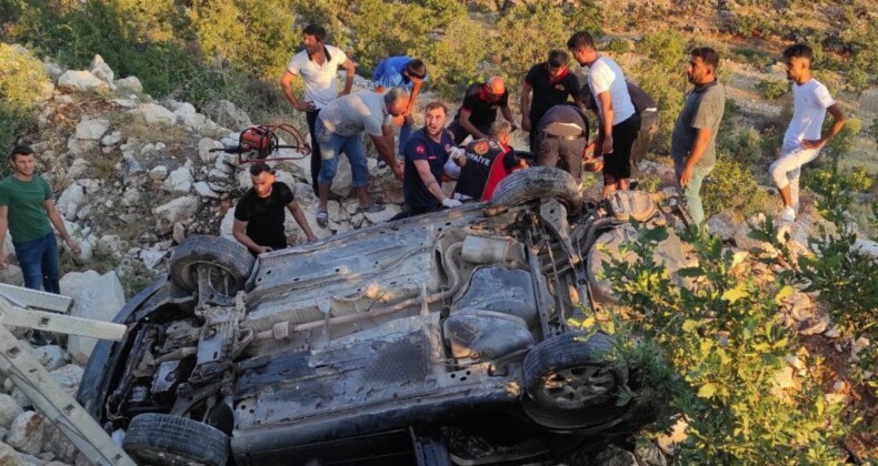 Adıyaman-Gaziantep karayolunda kaza: 2 ölü, 6 yaralı