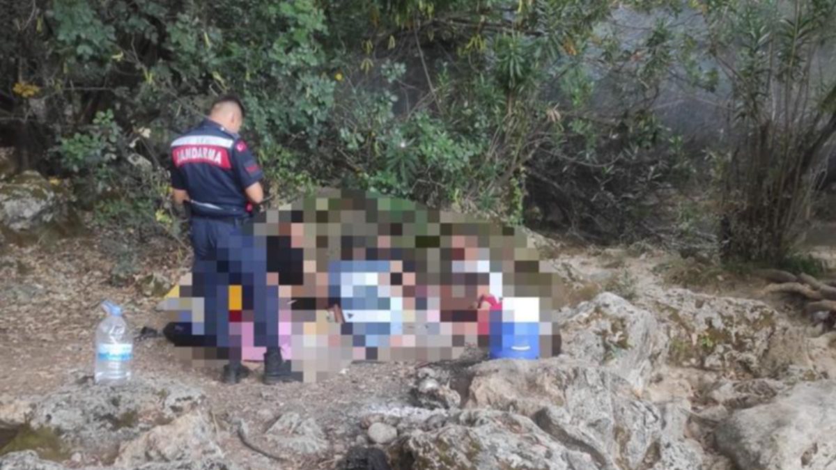 Antalya’da ormanda ateş yakanlara ceza kesildi