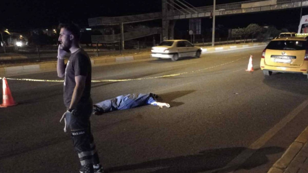 Balıkesir’de karşıdan karşıya geçen yayaya iki araç art arda çarptı