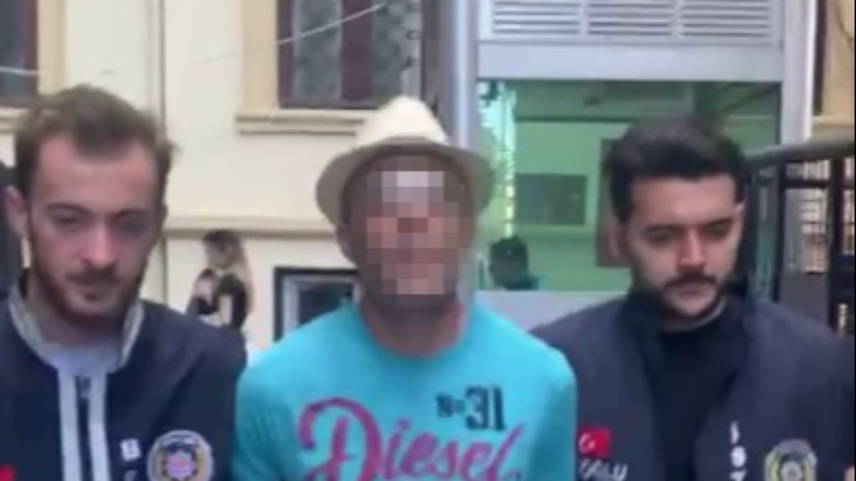 Beyoğlu’ndaki maskeli hırsızı dövmesi ele verdi