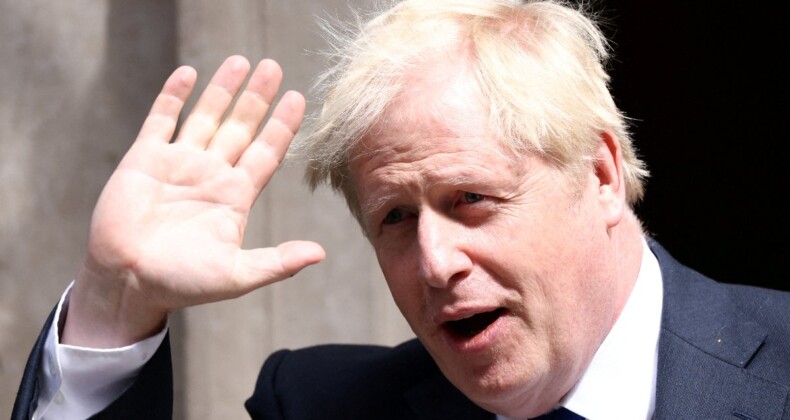 Boris Johnson, istifa ettiğini açıkladı