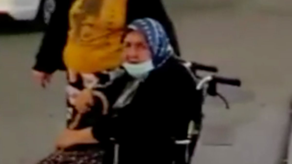 Eminönü’nde taksicilerin turist avı: Engelli kadını aracına almadı