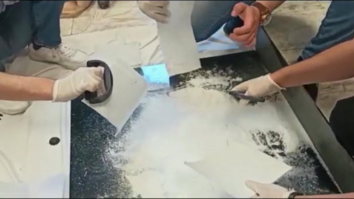 Eskişehir’de, valiz astarından 4 milyon TL’lik metamfetamin çıktı