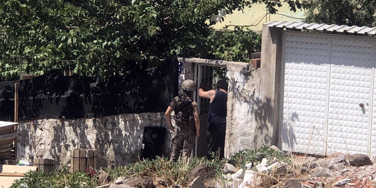 Evli olduğu kadını rehin aldı, özel harekat operasyon düzenledi