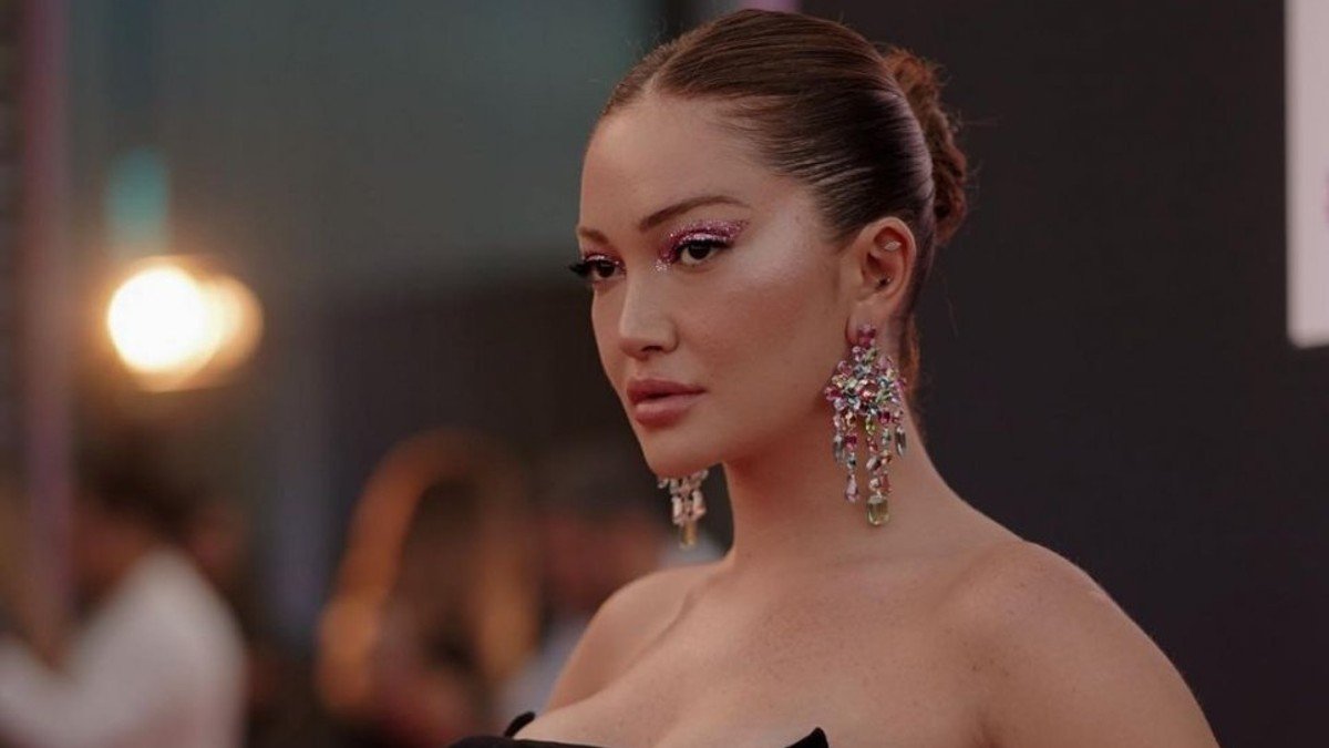 Fenomen Danla Bilic fiziğiyle mest etti! ‘Spor yaramış..’