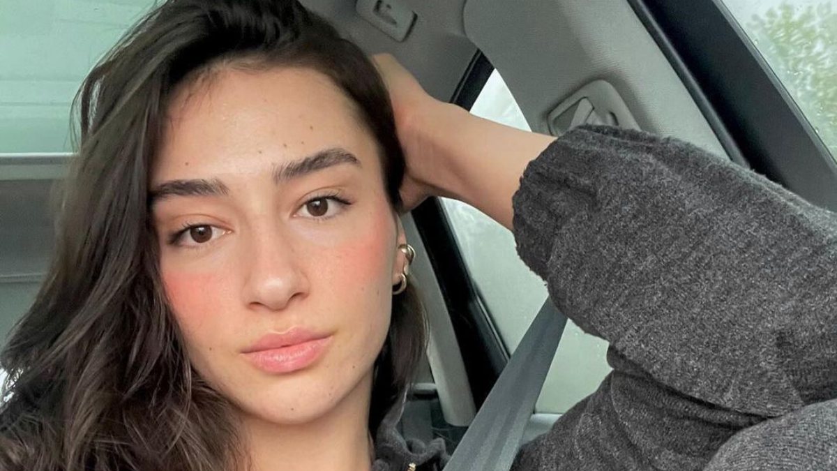 Filenin Sultanı Saliha Şahin güzelliğiyle sosyal medyayı yaktı geçti! ‘Sahada ayrı, Insta’da ayrı’