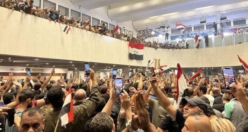 Irak’ta tüm oturumlar askıya alındı