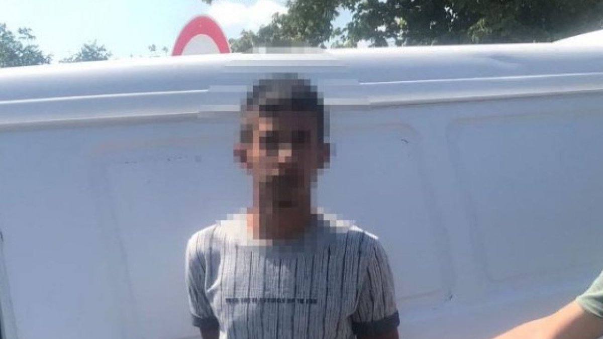 Kırklareli’nde bir genç, annesinin dini nikahlı eşini öldürüp kaçtı