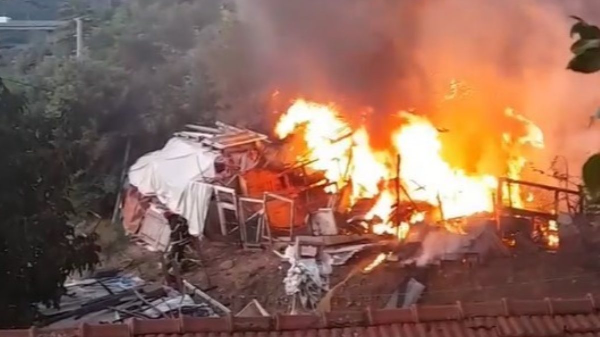 Kocaeli’de ahırda yangın çıktı