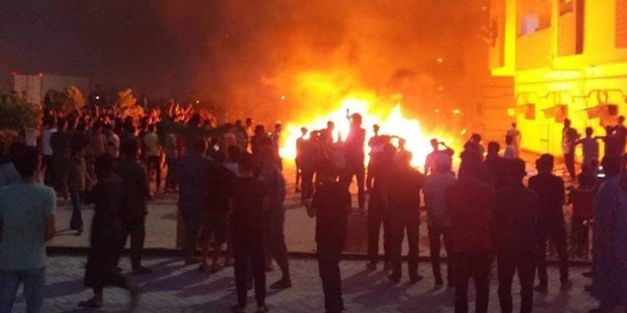 Libya’da Temsilciler Meclisi ateşe verildi