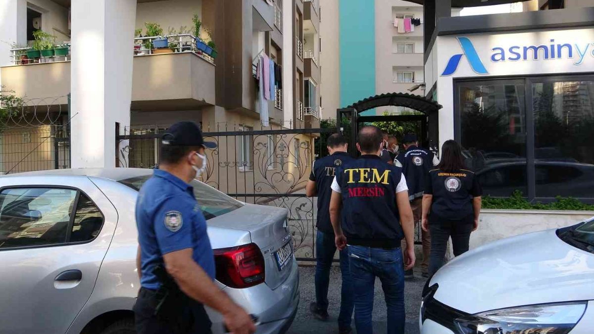 Mersin merkezli 7 ilde göçmen kaçakçılığı operasyonu: 15 gözaltı kararı