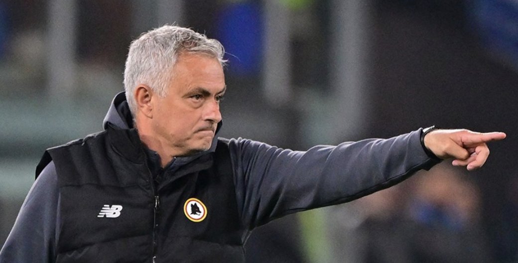 Mourinho kampa almadı, Galatasaray devreye girdi!