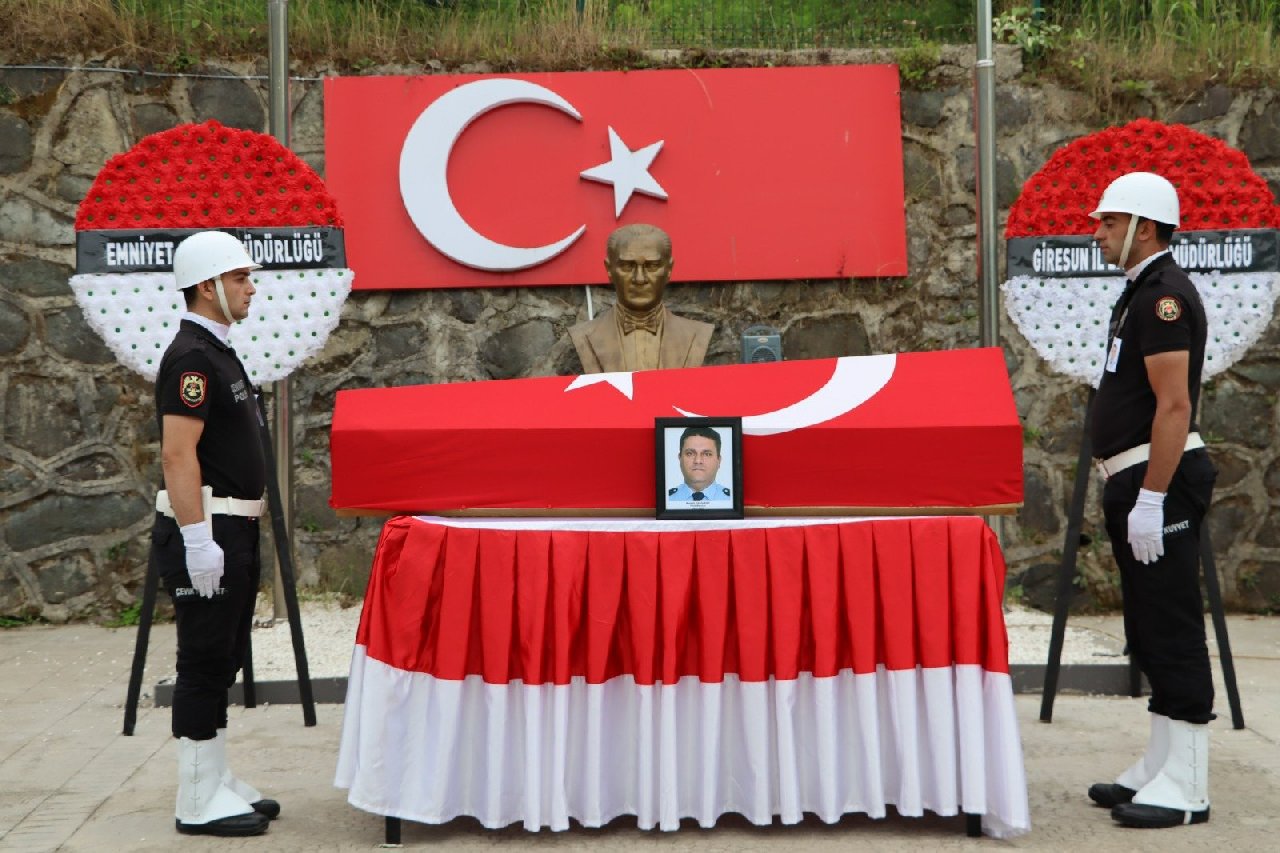 Polis memuru kalp krizi sonucu hayatını kaybetti