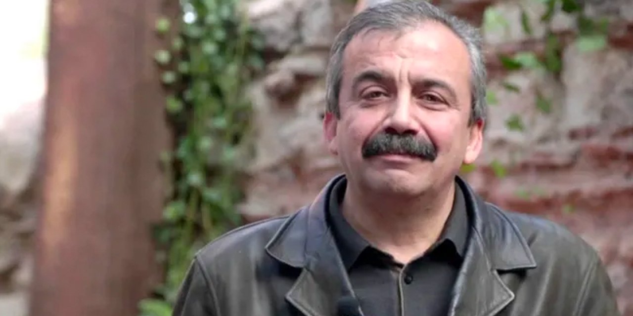 Sırrı Süreyya Önder’e ‘gözaltında verdiği ifade’ nedeniyle hapis talebi