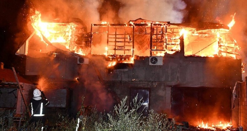 Ukrayna’nın liman kenti Mıkolayiv’e saldırı düzenlendi